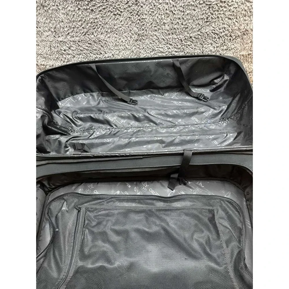 Oakley FP 115L 100% Nylon Rip Stop Travel Luggage Roller Bag Blackout 32.5‎ x 16